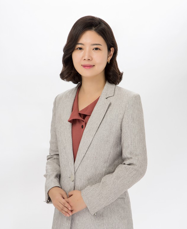 조윤용 수석, 상속팀장 변호사